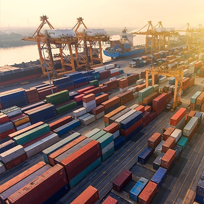 Almacén y Patio de Contenedores – Trafimar